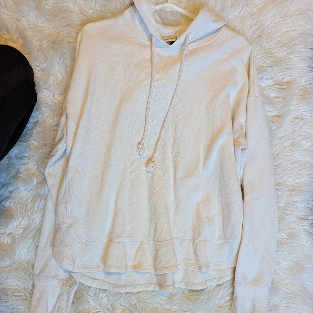 Universal thread cream hoodie large